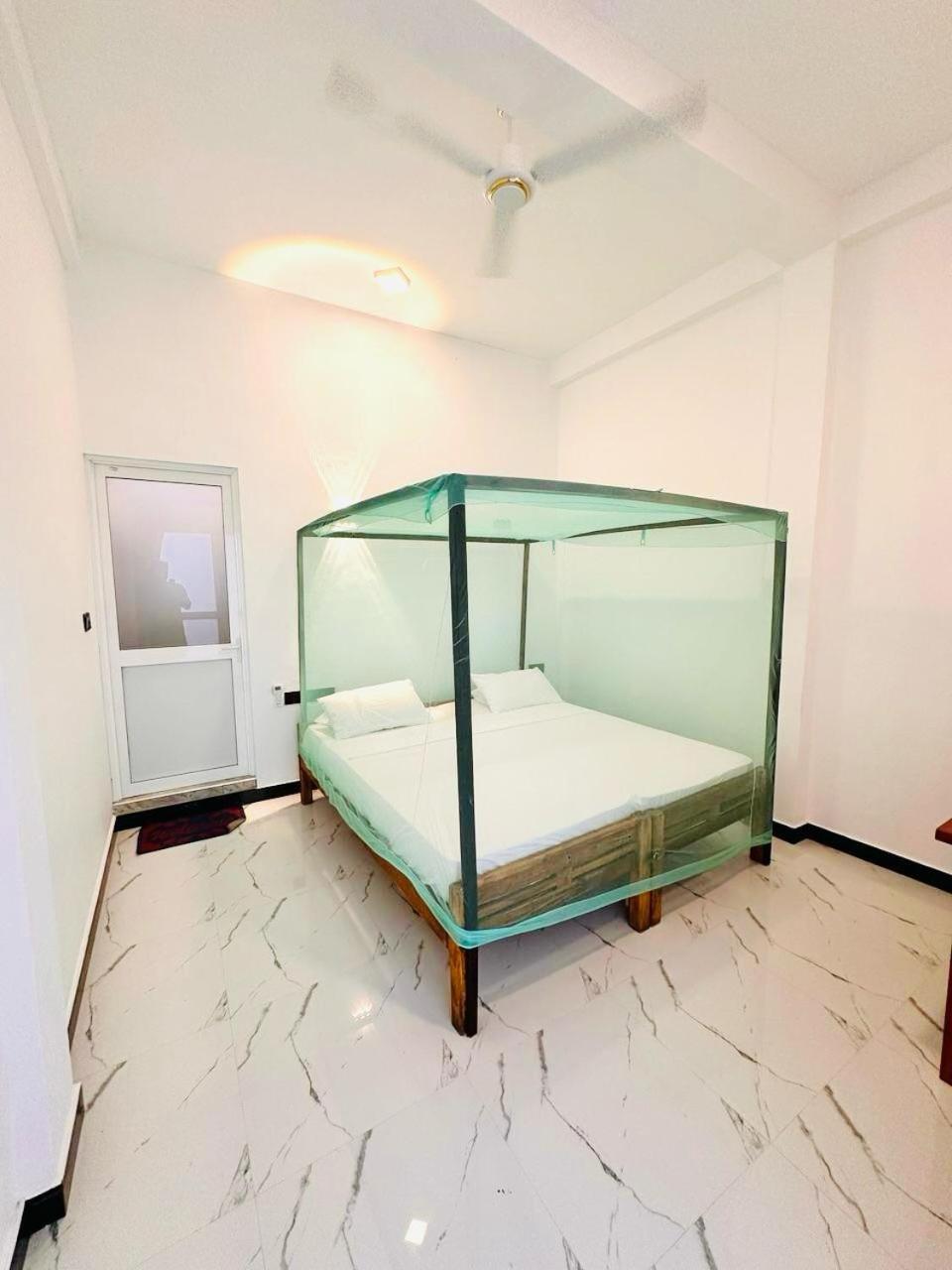 Garden Beach Hotel Arugam Bay Luaran gambar